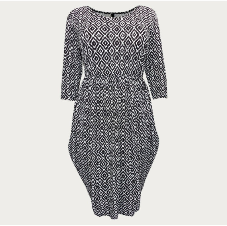 Grey Diamond Print Draped Dress